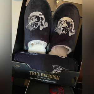 True Religion Slippers